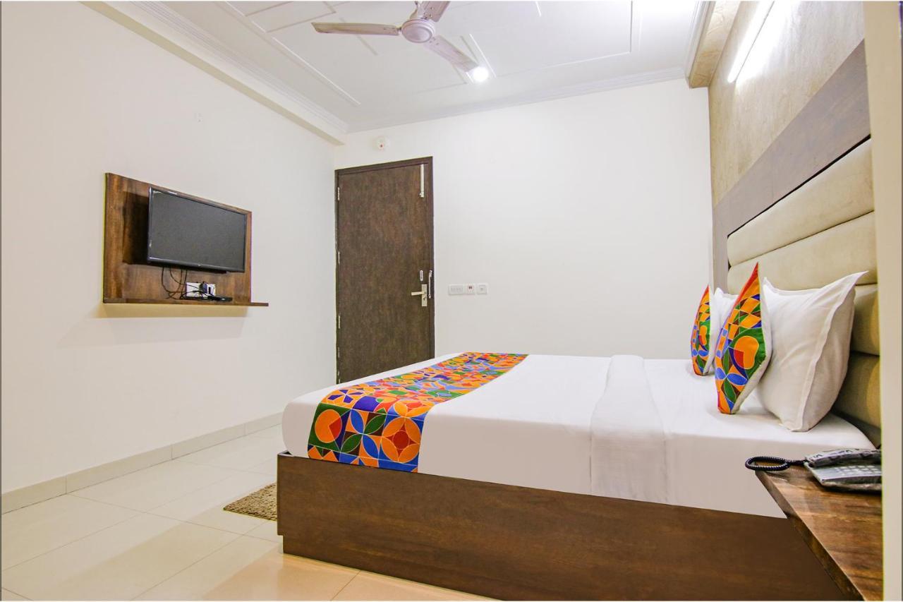 Fabhotel Airport Avalon Near Igi Airport New Delhi Exterior photo